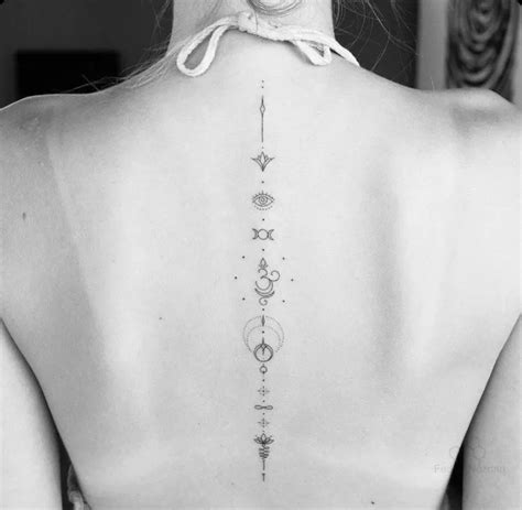 tatouage colonne vertebrale femme|Tatouage sur la colonne vertébrale : tout ce que vous voulez en。